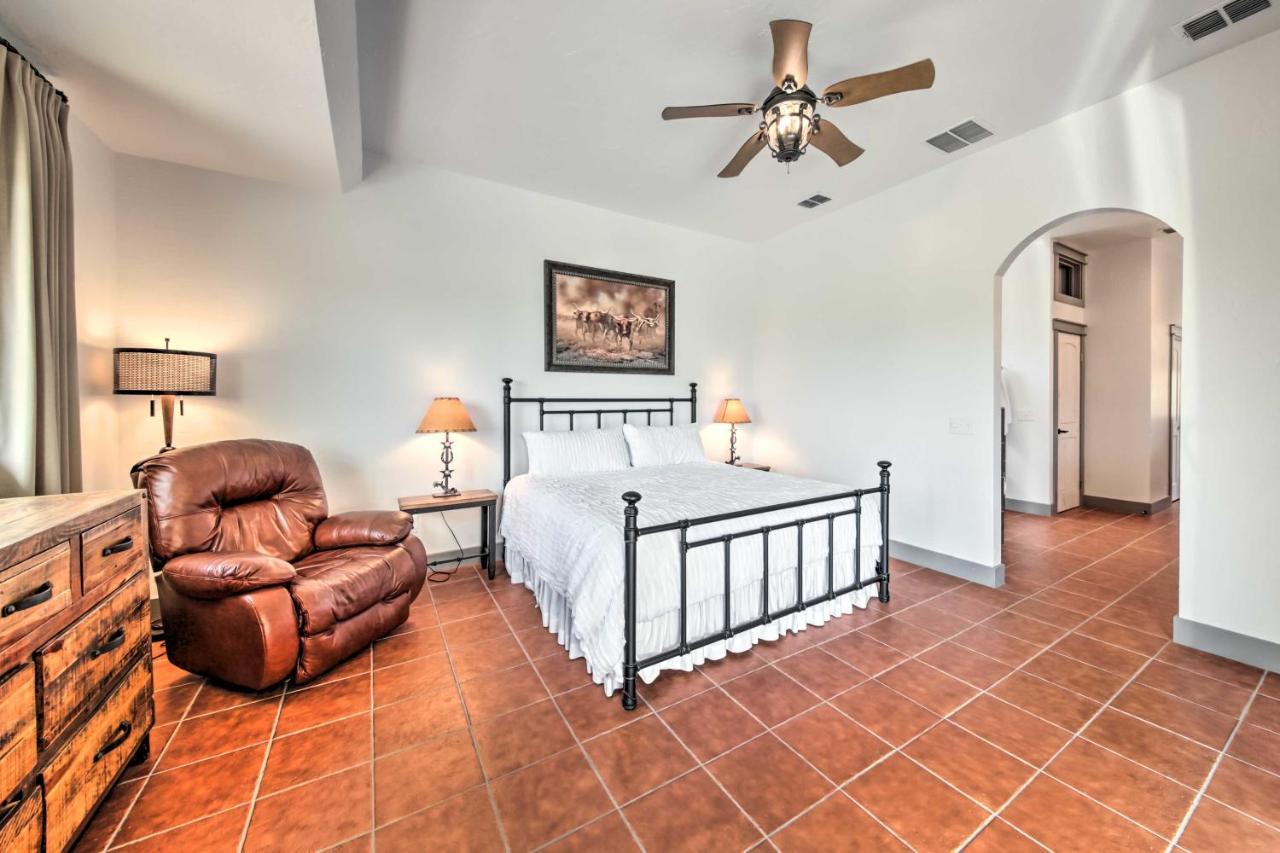 Ladera Wimberley Estate On 13 Acres With Hot Tub Villa Exterior photo